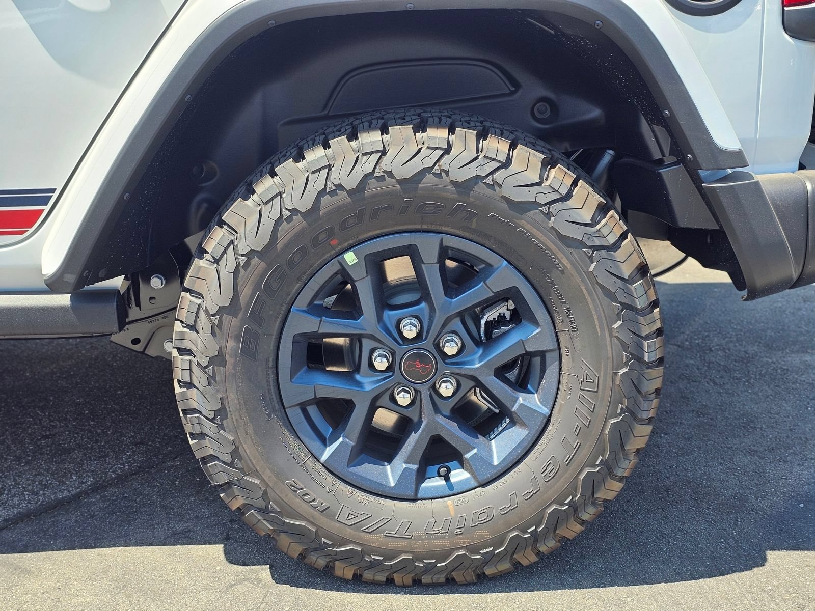 New 2026 Jeep Wrangler Unlimited Sport w/ Dual Top Group AWD/4WD image 9