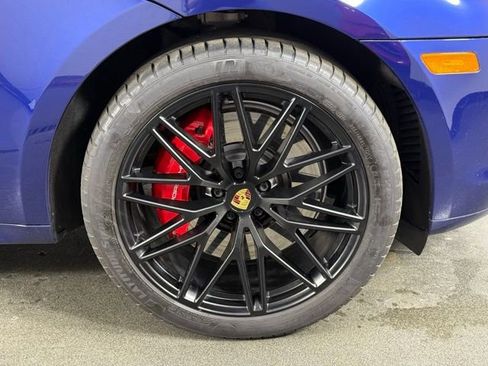 Used 2022 Porsche Macan GTS AWD/4WD image 11