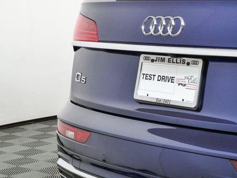Used 2024 Audi Q5 2.0T Premium Plus w/ Premium Plus Package AWD/4WD image 40