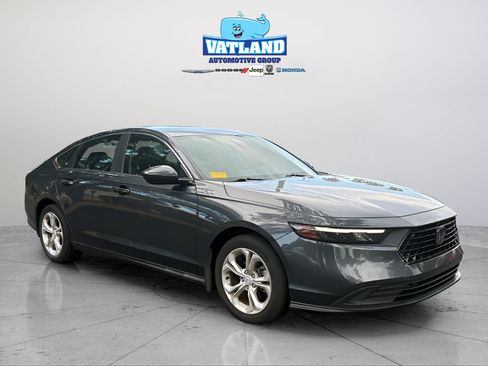 Used 2023 Honda Accord LX image 7
