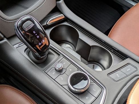 New 2026 Cadillac XT5 Premium Luxury w/ LPO, ONYX Package image 24