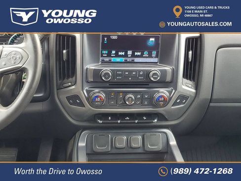 Used 2017 Chevrolet Silverado 1500 LT w/ Redline Edition AWD/4WD image 25