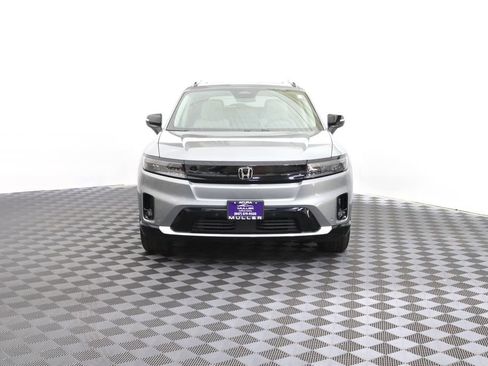 Used 2024 Honda Prologue Touring image 4