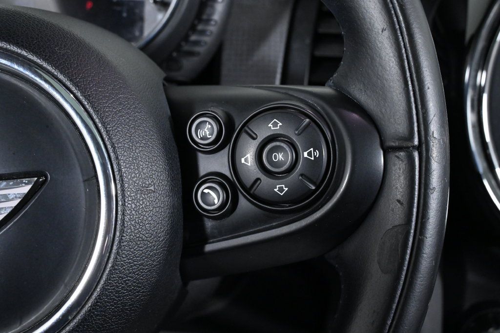 Used 2017 MINI Cooper 4-Door Hardtop FWD image 14