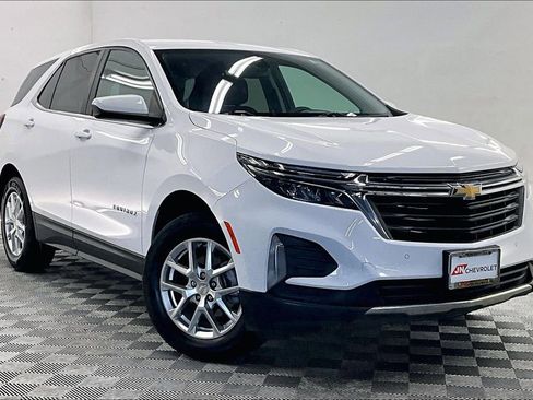 Used 2022 Chevrolet Equinox LT image 11