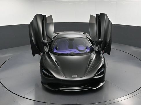 Used 2024 McLaren 750S Spider RWD image 31