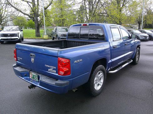 Used 2011 Dodge Dakota Big Horn image 5