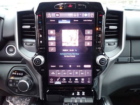 New 2026 RAM 1500 4x4 Crew Cab image 21