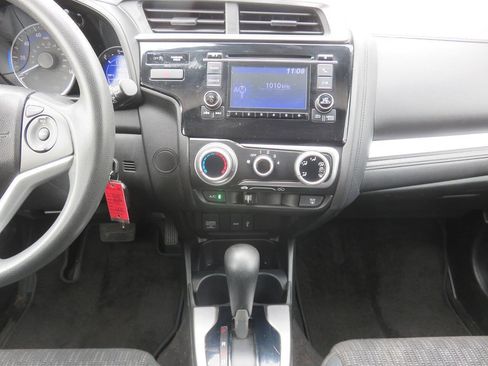 Used 2015 Honda Fit LX image 16