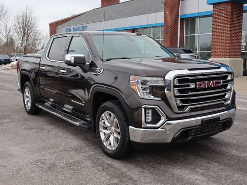 Used 2019 GMC Sierra 1500 SLT w/ SLT Premium Plus Package image 4