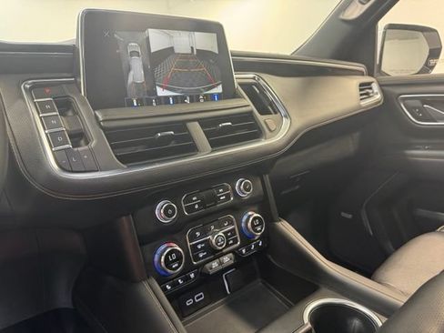 Used 2024 GMC Yukon AT4 w/ Technology Package AWD/4WD image 23