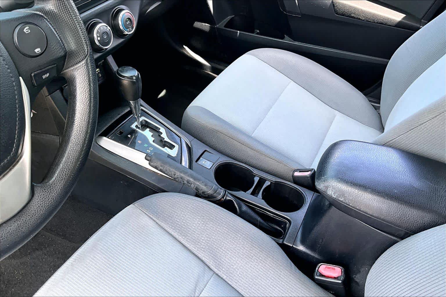 Used 2014 Toyota Corolla L FWD image 14