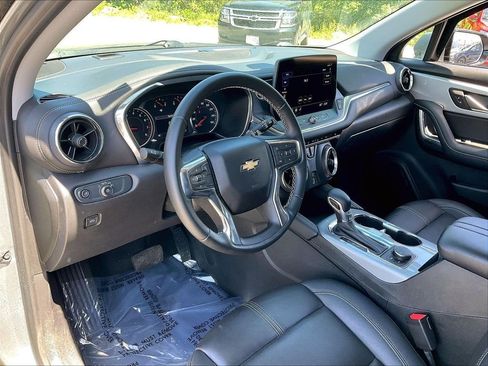 Used 2023 Chevrolet Blazer LT AWD/4WD image 8