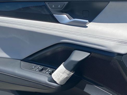 New 2026 Volkswagen Tiguan SE AWD/4WD image 10