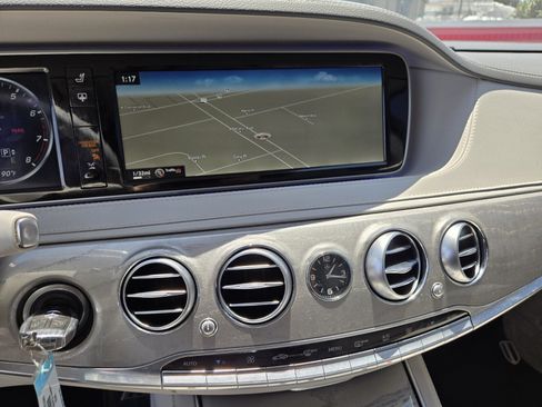 Used 2015 Mercedes-Benz S 550 Sedan image 19