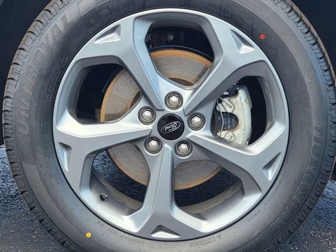 Certified 2023 Ford Escape ST-Line w/ Tech Pack #1 AWD/4WD image 17