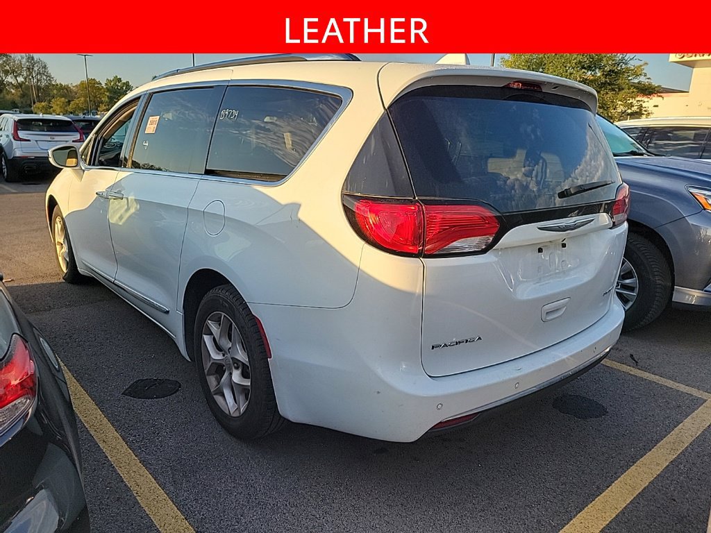 Used 2020 Chrysler Pacifica Limited FWD image 4