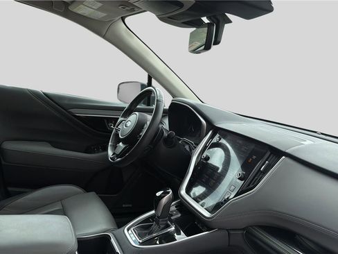 Used 2025 Subaru Outback Onyx Edition AWD/4WD image 21