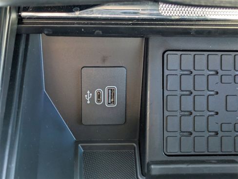 New 2025 Ford F150 Lightning Platinum image 24