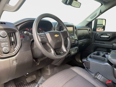 Used 2024 Chevrolet Silverado 2500 Custom w/ Custom Value Package AWD/4WD image 41