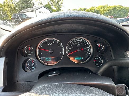 Used 2013 Chevrolet Silverado 2500 LTZ w/ LTZ Plus Package AWD/4WD image 14
