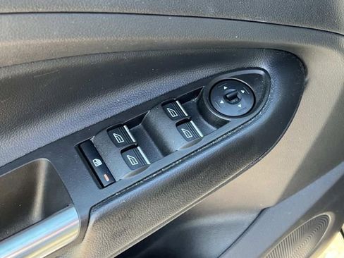 Certified 2019 Ford Escape SEL AWD/4WD image 18