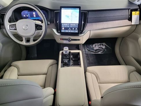 New 2026 Volvo XC90 B6 Ultra w/ Protection Package AWD/4WD image 18