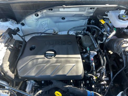 Used 2025 Buick Encore GX Preferred image 32