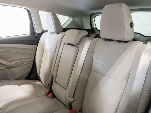 Used 2017 Ford Escape SE FWD image 20