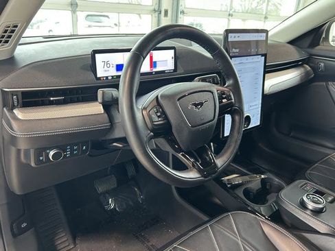 Used 2022 Ford Mustang Mach-E Select image 15