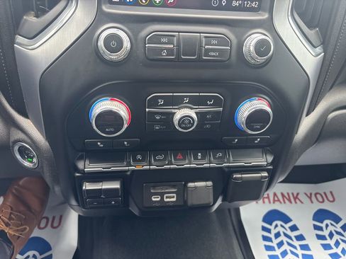 Used 2019 GMC Sierra 1500 SLT AWD/4WD image 23