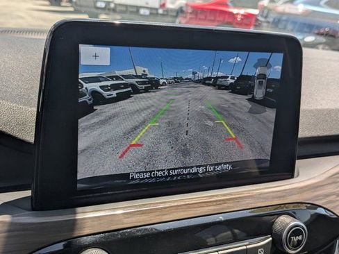 Used 2020 Ford Escape Titanium AWD/4WD image 24