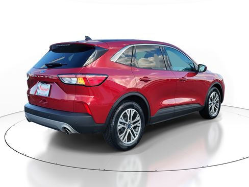 Used 2022 Ford Escape SEL image 4