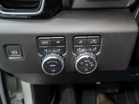 Used 2024 GMC Sierra 2500 Denali Ultimate image 34