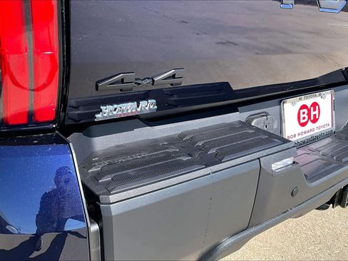 New 2026 Toyota Tundra Limited AWD/4WD image 15
