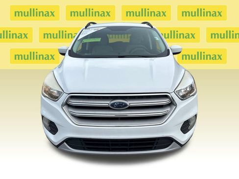 Used 2018 Ford Escape SE FWD image 11