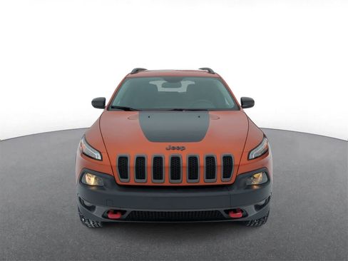 Used 2015 Jeep Cherokee Trailhawk w/ Cold Weather Group image 3