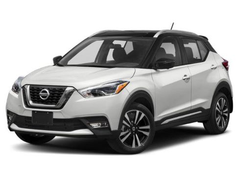 Used 2018 Nissan Kicks SR FWD image 1