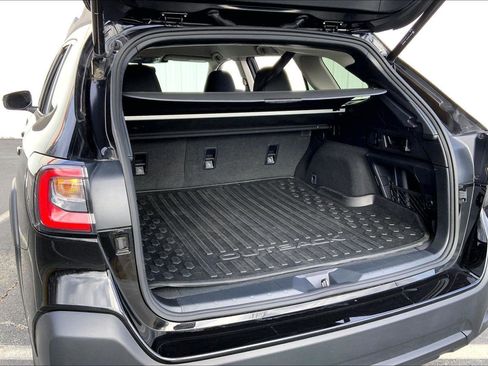 Used 2024 Subaru Outback Premium image 24