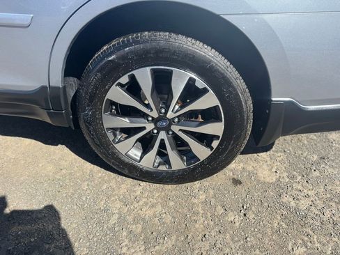 Used 2016 Subaru Outback 2.5i Limited image 14