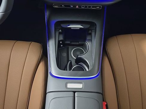 New 2026 Mercedes-Benz E 350 4MATIC Sedan image 24