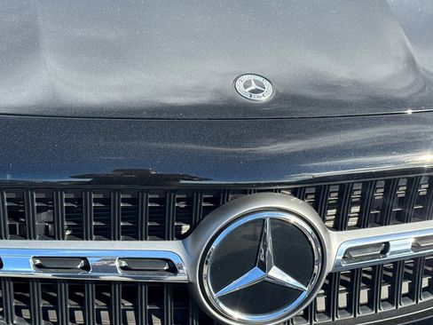 Used 2025 Mercedes-Benz GLA 250 image 12