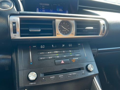 Used 2016 Lexus IS 350 w/ Premium Package image 32