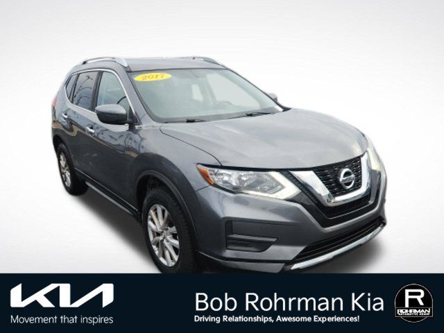 Used 2017 Nissan Rogue SV AWD/4WD image 3