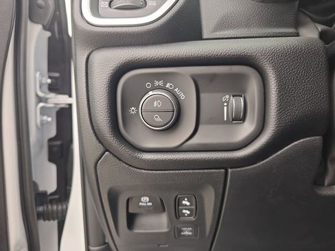 New 2026 RAM 1500 Big Horn AWD/4WD image 26