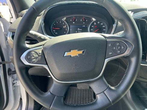 Certified 2023 Chevrolet Traverse LT FWD image 15