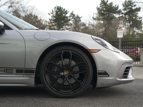 Used 2025 Porsche 718 Boxster RWD image 29