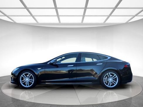 Used 2016 Tesla Model S 85D image 5