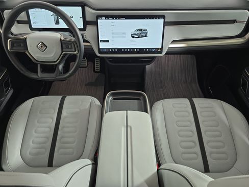 Used 2024 Rivian R1S Adventure AWD/4WD image 27
