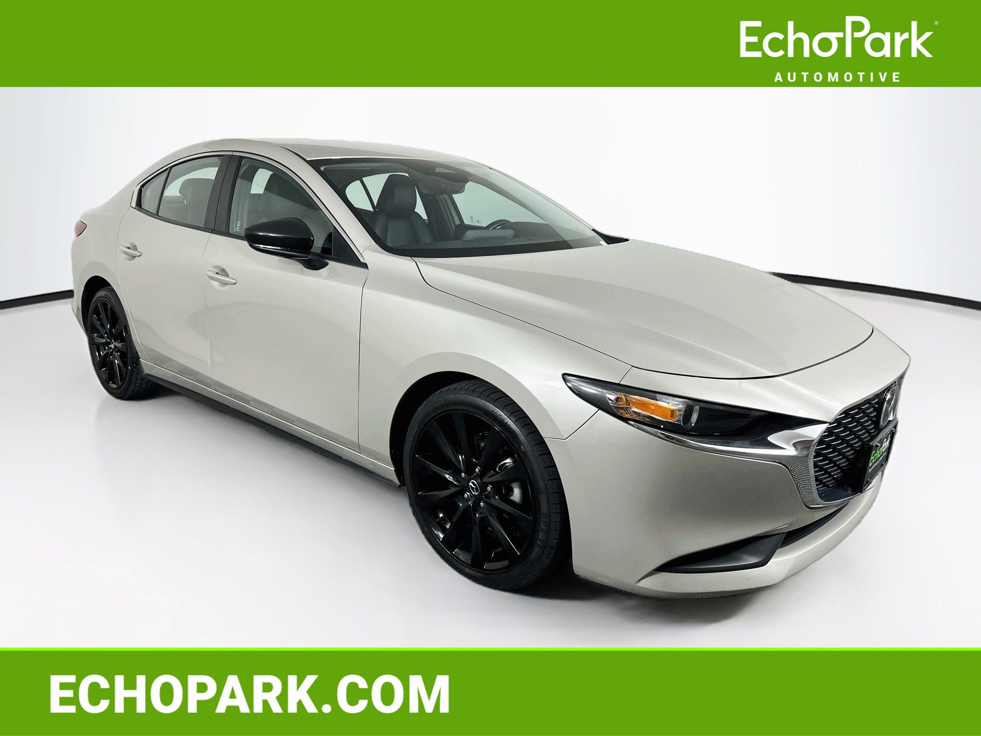 Used 2025 MAZDA MAZDA3 s FWD image 1